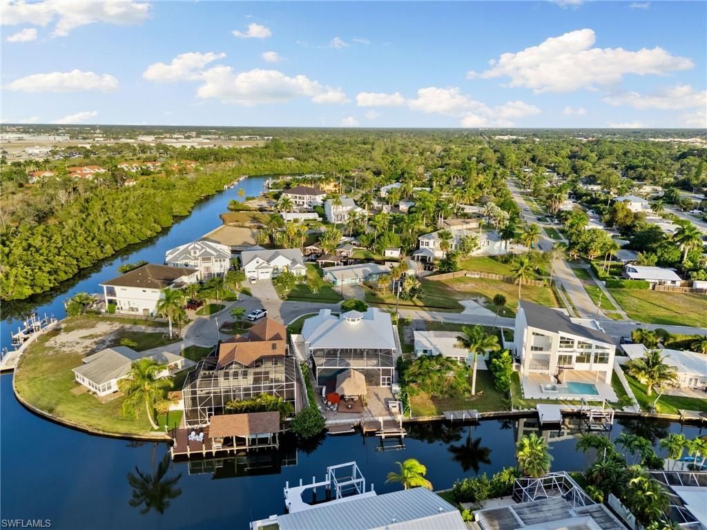 1794 Holiday Ln, Naples, FL 34104 Photo