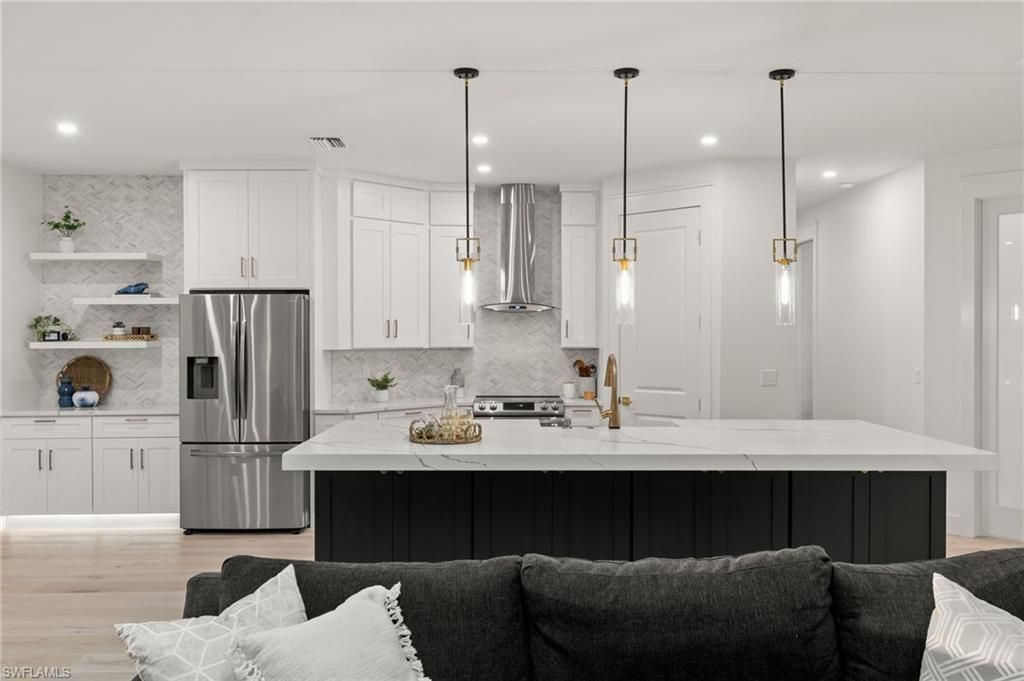 1794 Holiday Ln, Naples, FL 34104 Photo