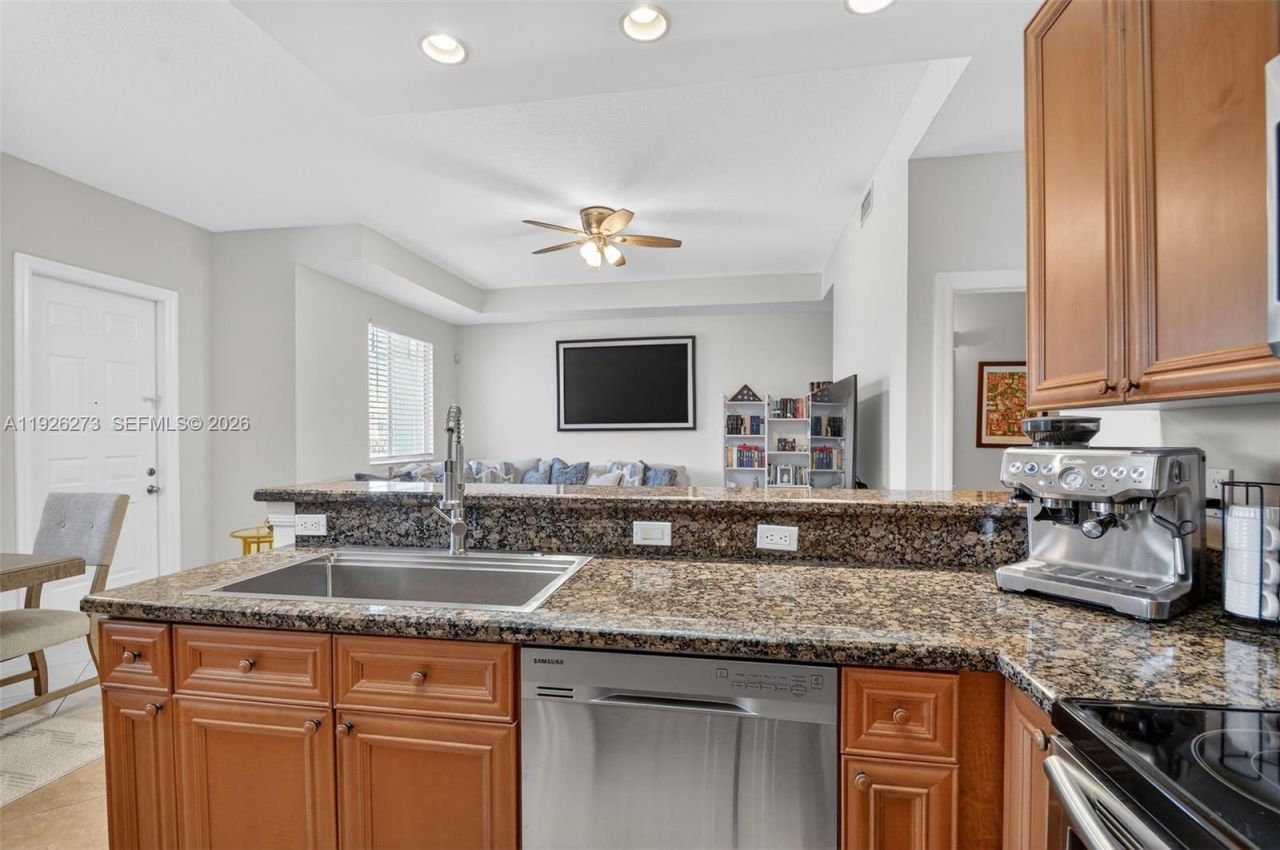 418 N Federal Hwy, Unit 26, Lake Worth, FL 33460 Photo