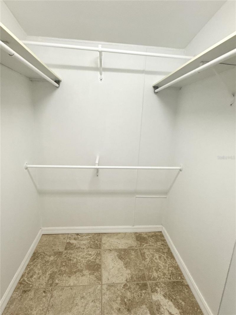 7107 Mount Essex Drive Ne, Unit 520, Saint Petersburg, FL 33702 Photo