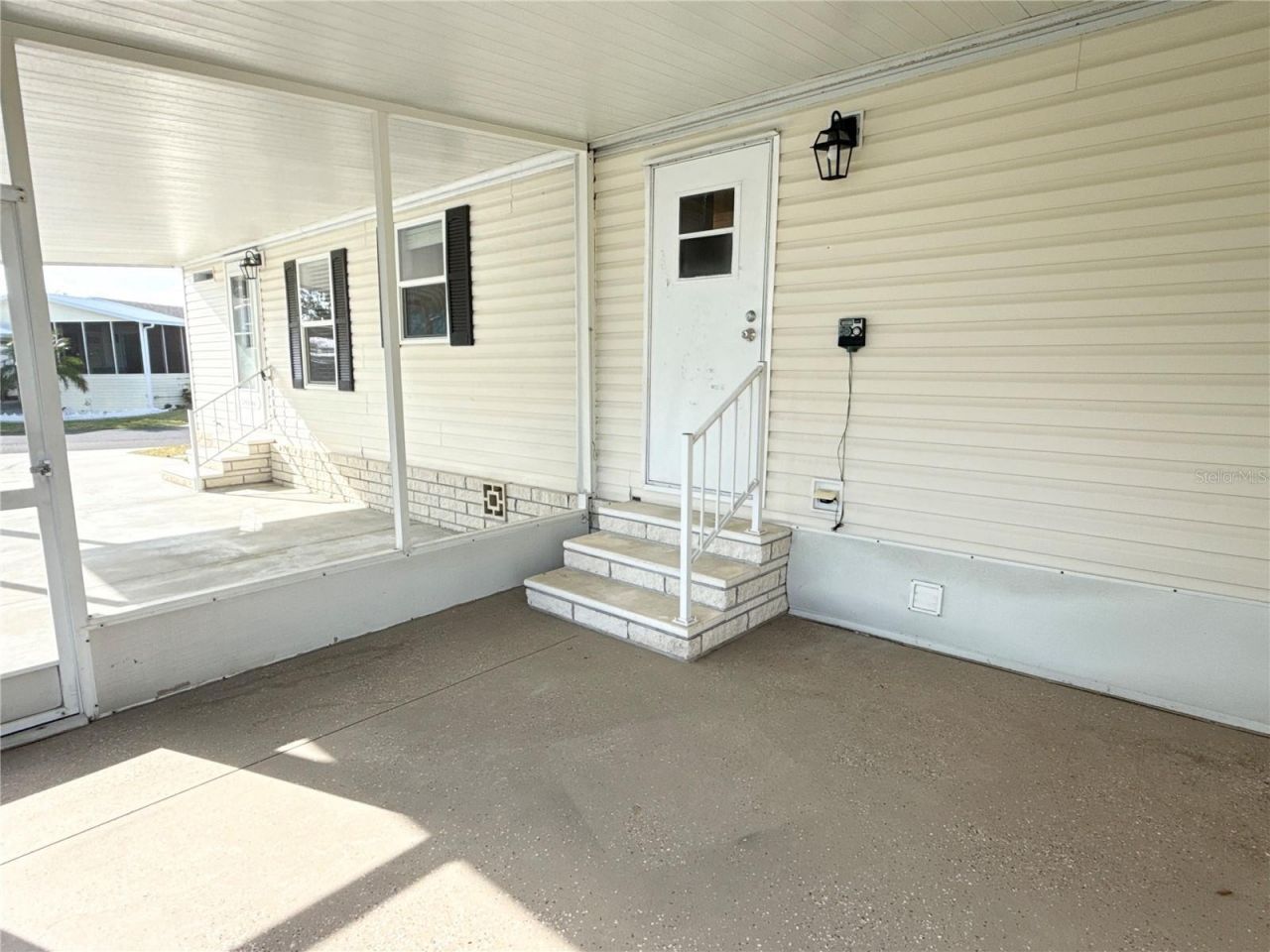 7107 Mount Essex Drive Ne, Unit 520, Saint Petersburg, FL 33702 Photo