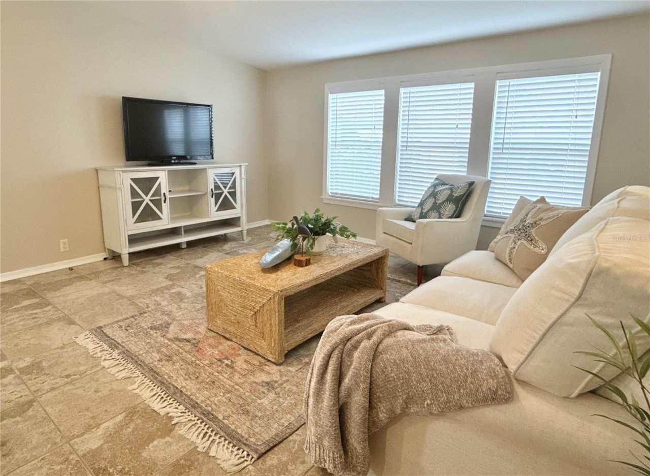 7107 Mount Essex Drive Ne, Unit 520, Saint Petersburg, FL 33702 Photo