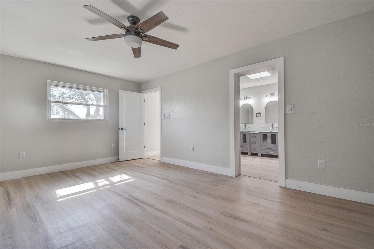 140 89th Avenue Ne, Saint Petersburg, FL 33702 Photo