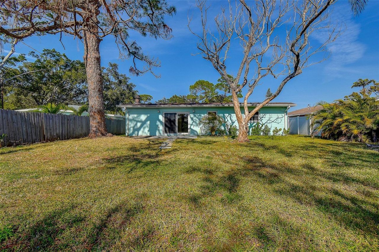 140 89th Avenue Ne, Saint Petersburg, FL 33702 Photo