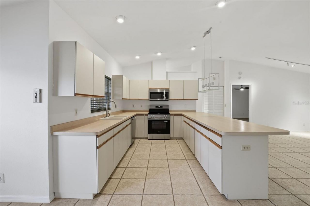 131 49th Court E, Palmetto, FL 34221 Photo