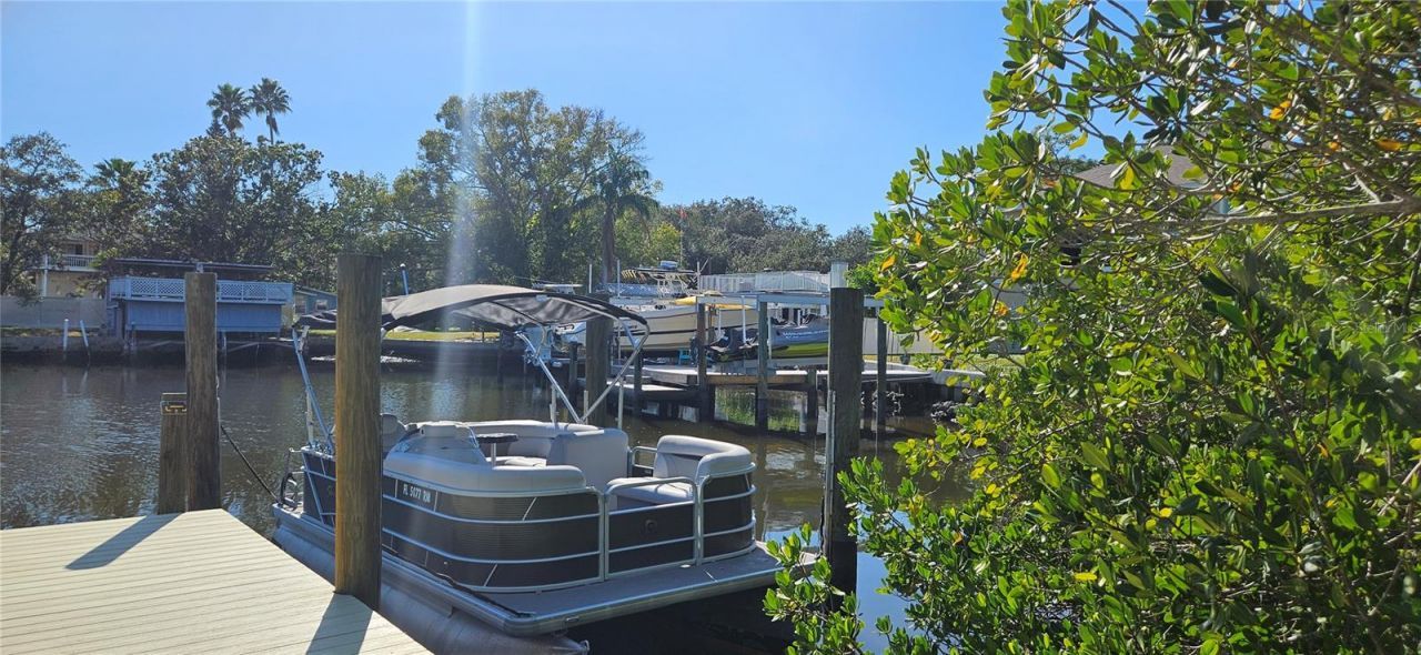 Tennessee Avenue, Crystal Beach, FL 34681 Photo