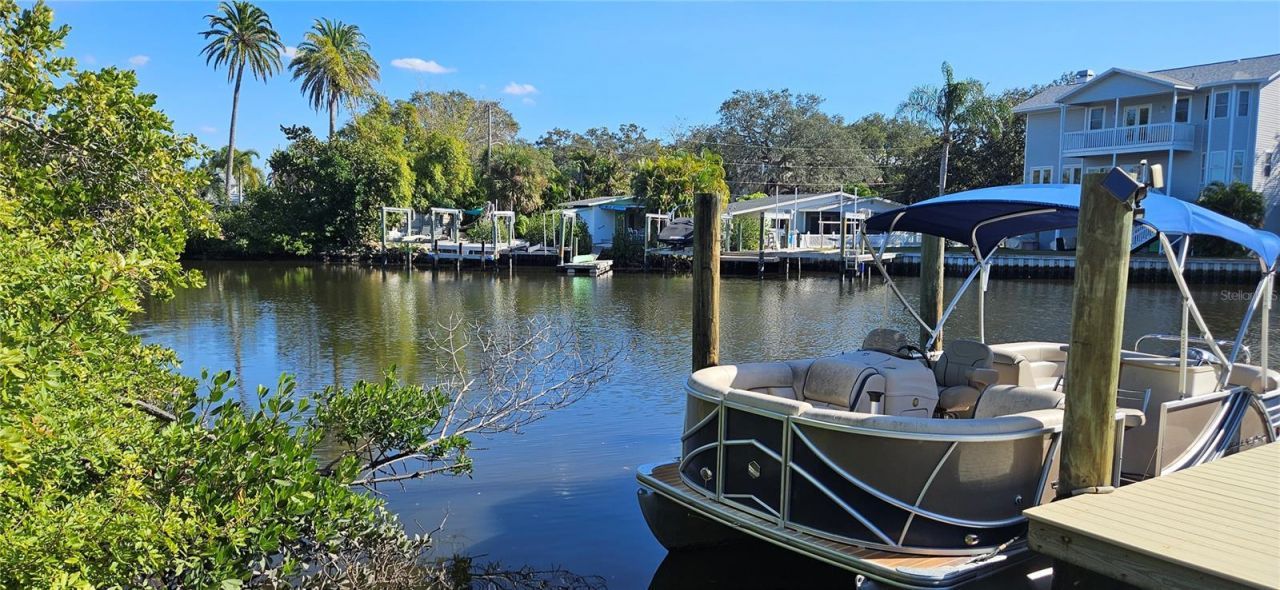 Tennessee Avenue, Crystal Beach, FL 34681 Photo