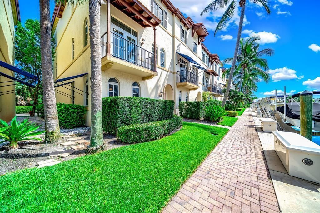 824 Virginia Garden Drive, Boynton Beach, FL 33435 Photo