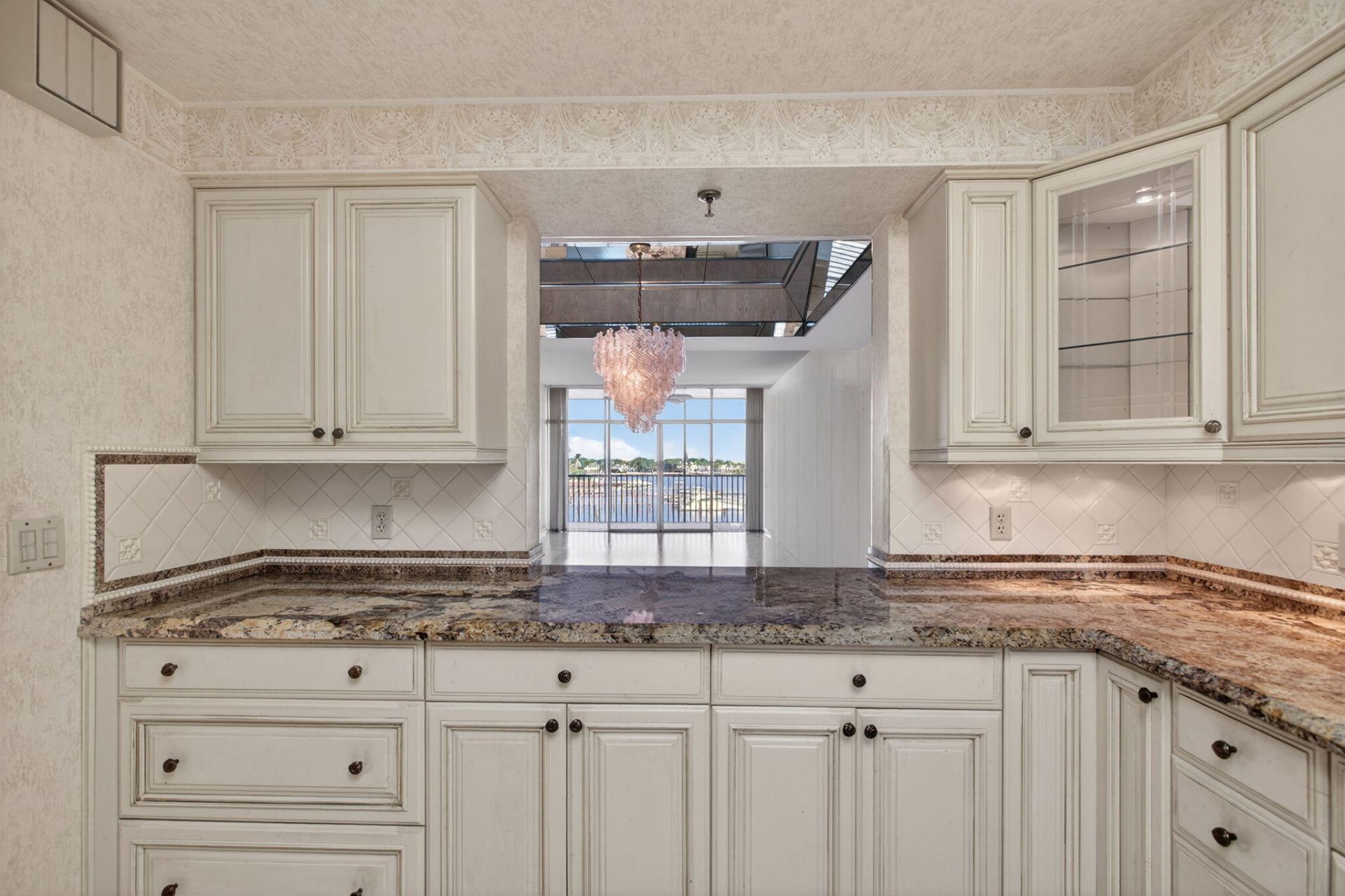11390 Twelve Oaks Way, Unit 420, North Palm Beach, FL 33408 Photo