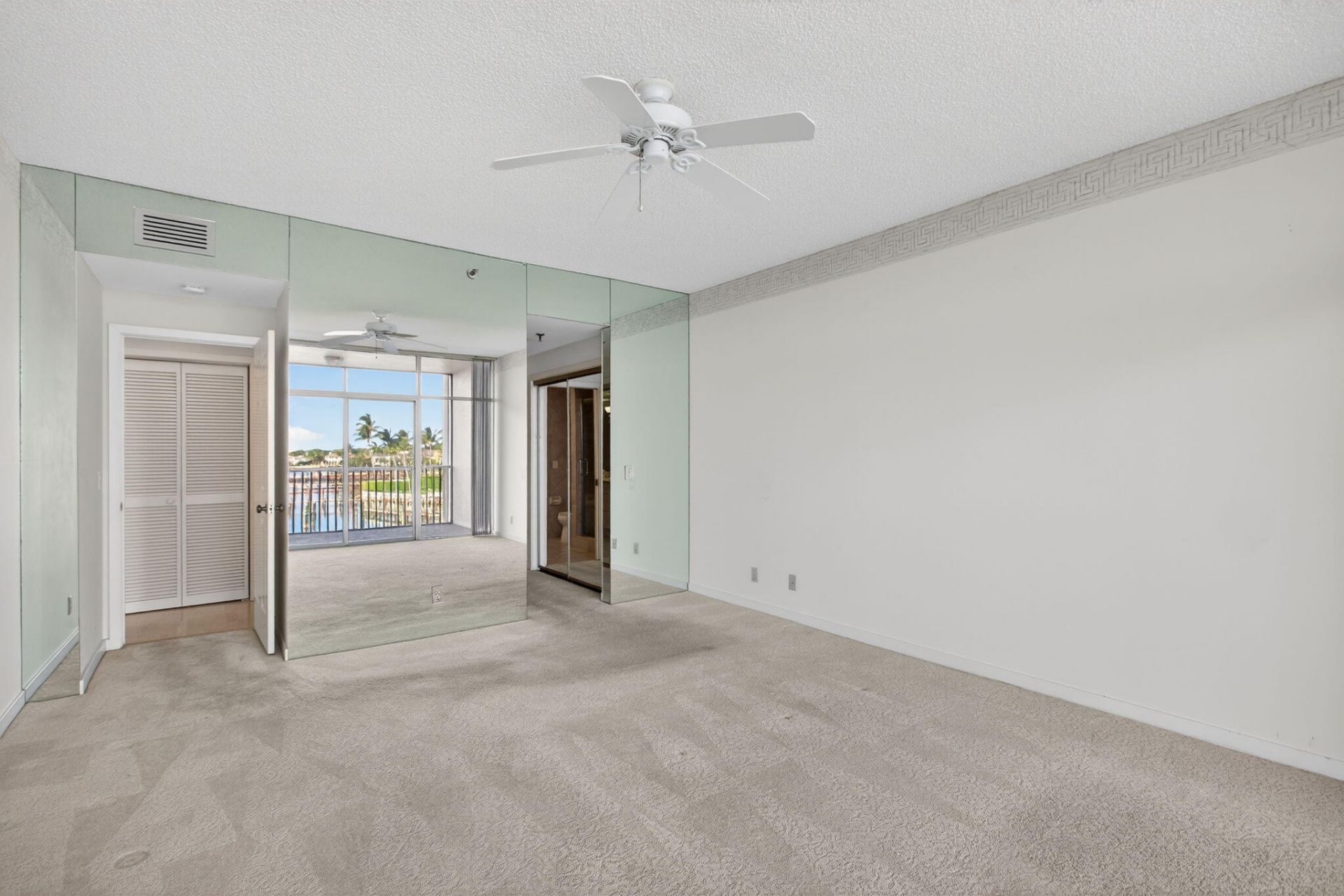 11390 Twelve Oaks Way, Unit 420, North Palm Beach, FL 33408 Photo