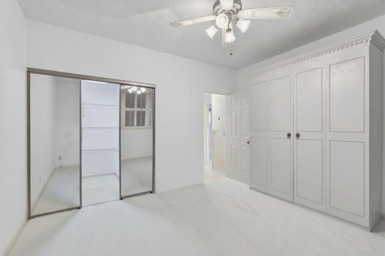 11390 Twelve Oaks Way, Unit 420, North Palm Beach, FL 33408 Photo