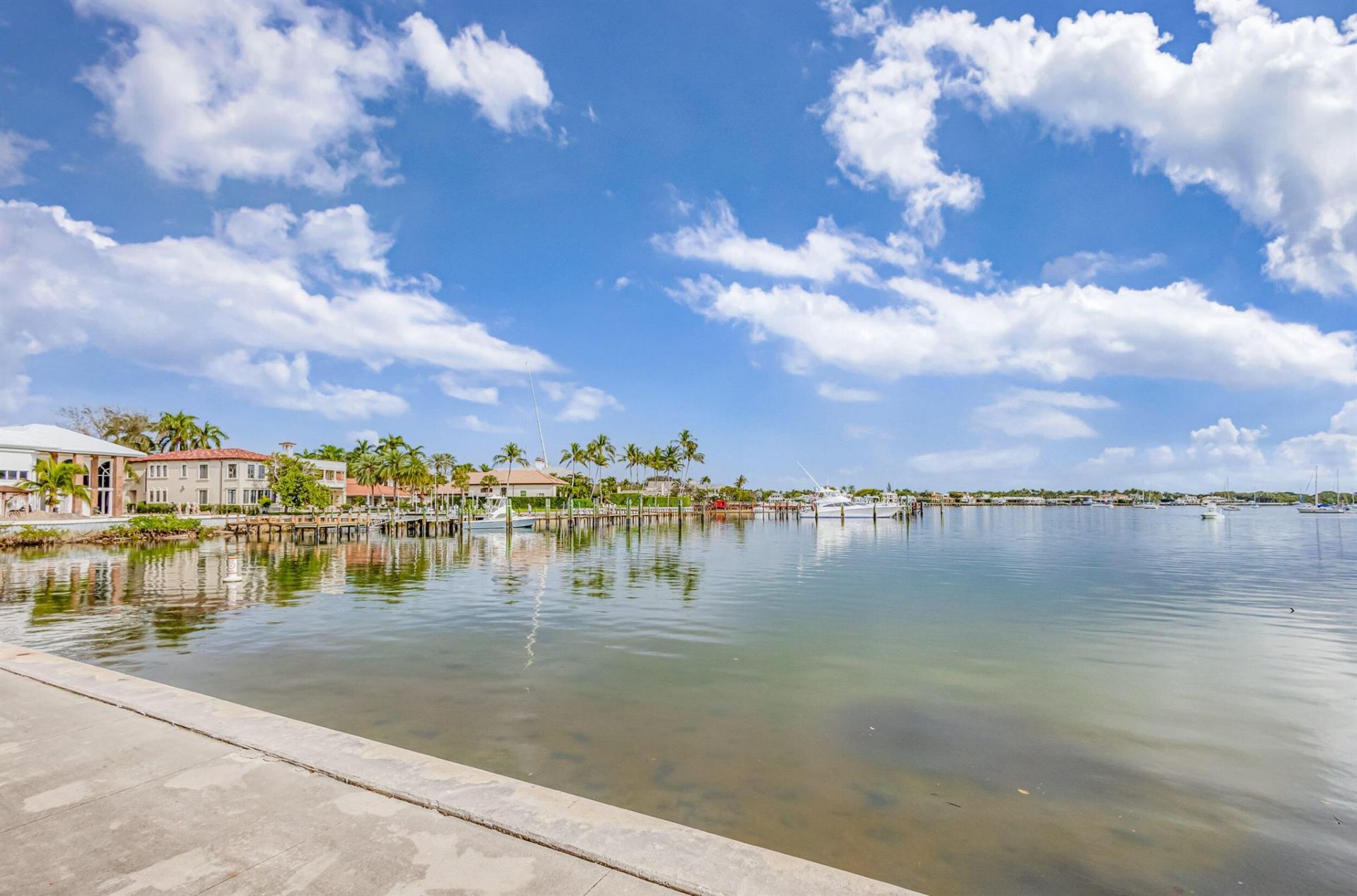 11390 Twelve Oaks Way, Unit 420, North Palm Beach, FL 33408 Photo