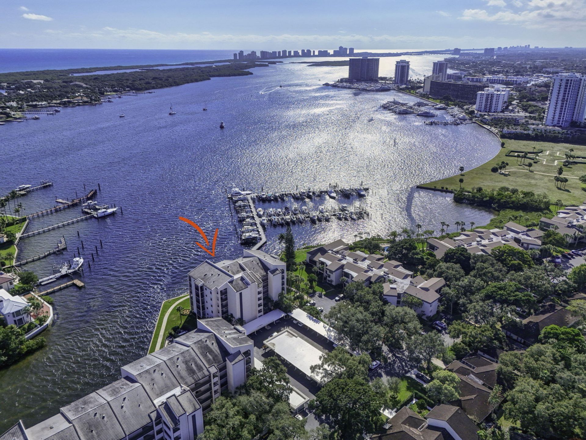 11390 Twelve Oaks Way, Unit 420, North Palm Beach, FL 33408 Photo