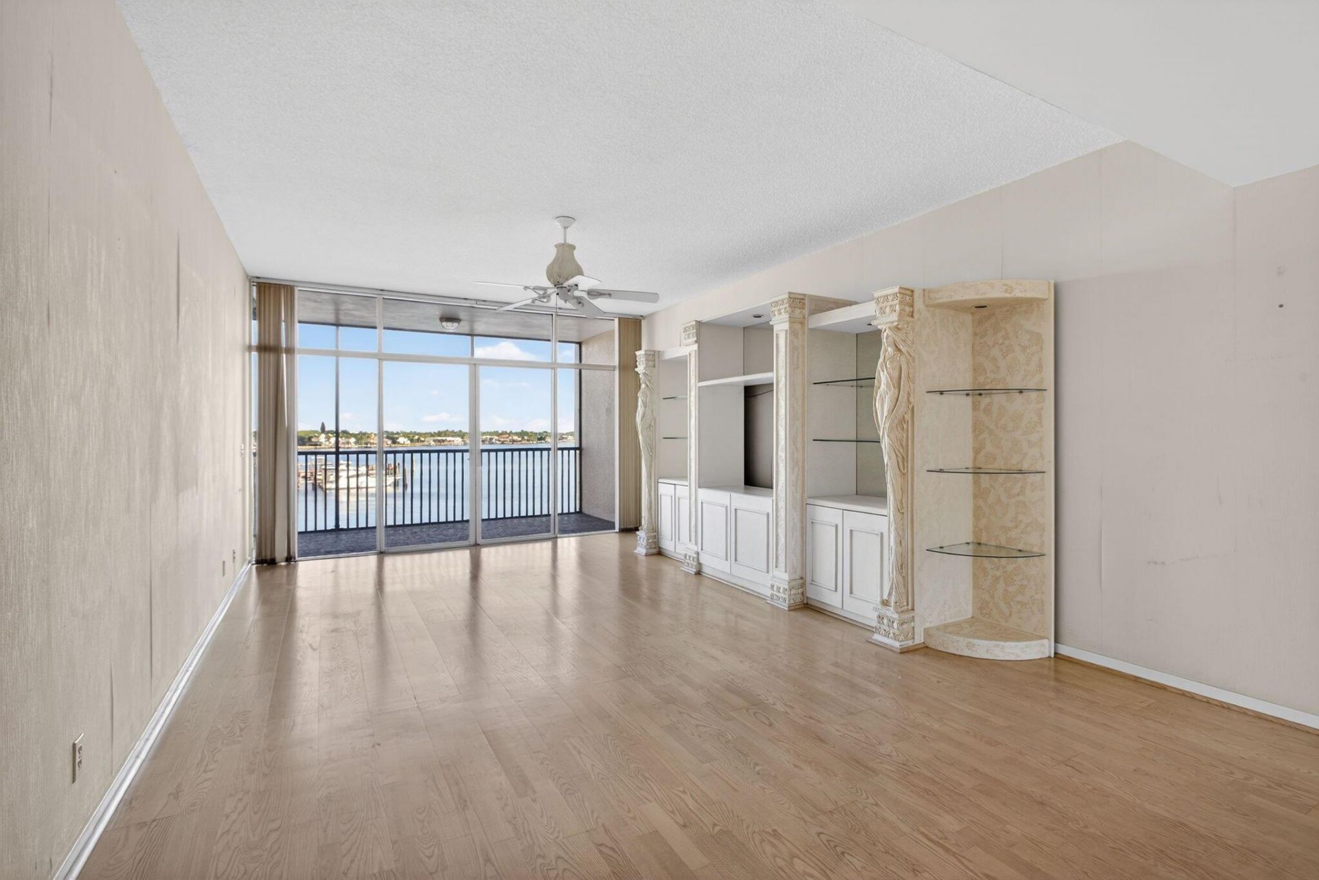 11390 Twelve Oaks Way, Unit 420, North Palm Beach, FL 33408 Photo