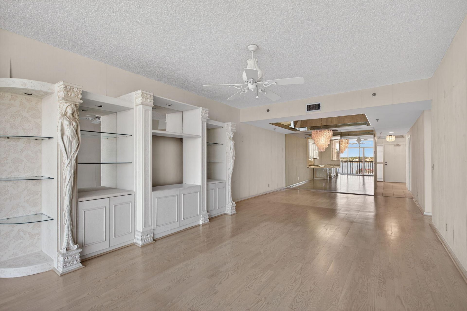 11390 Twelve Oaks Way, Unit 420, North Palm Beach, FL 33408 Photo
