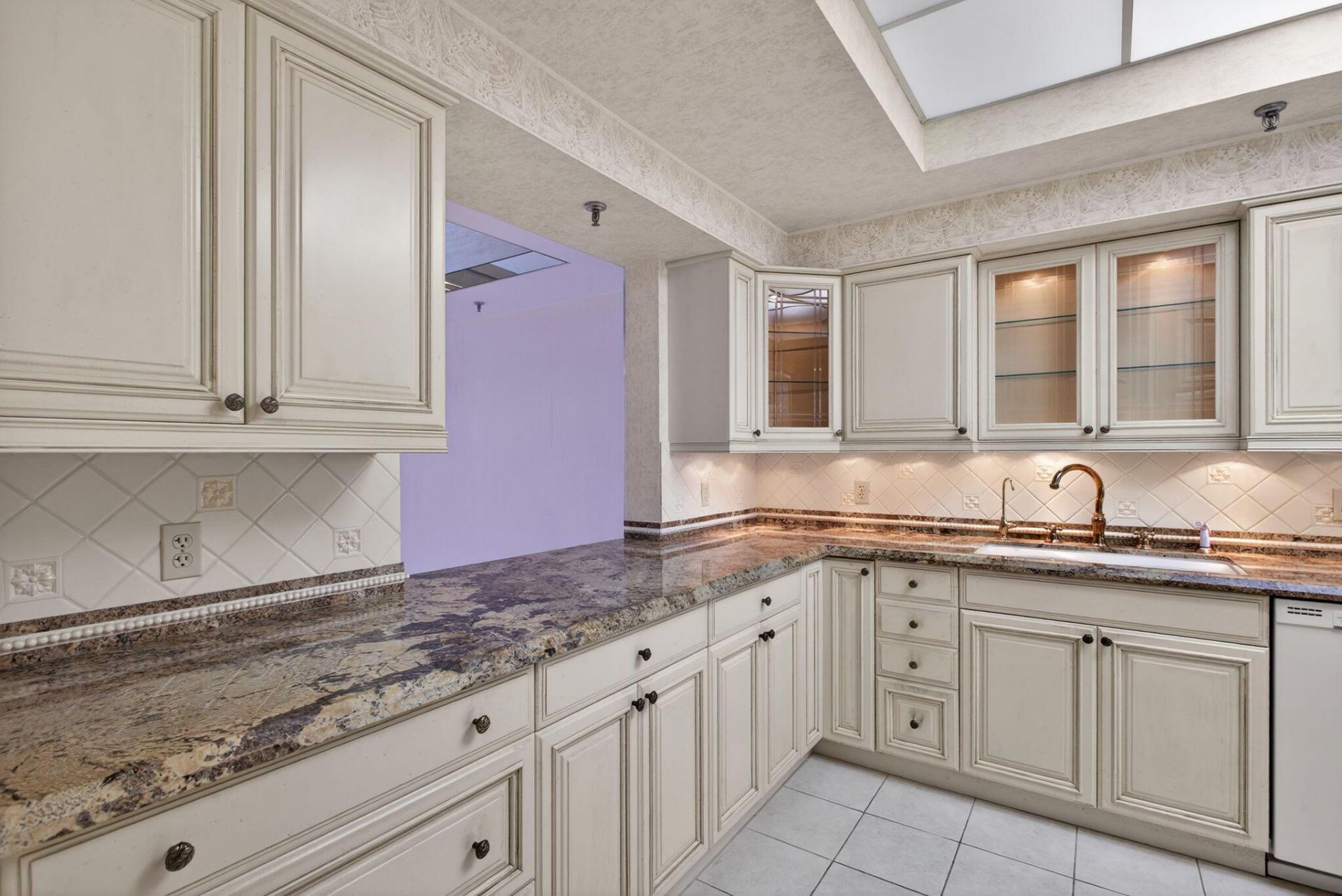 11390 Twelve Oaks Way, Unit 420, North Palm Beach, FL 33408 Photo