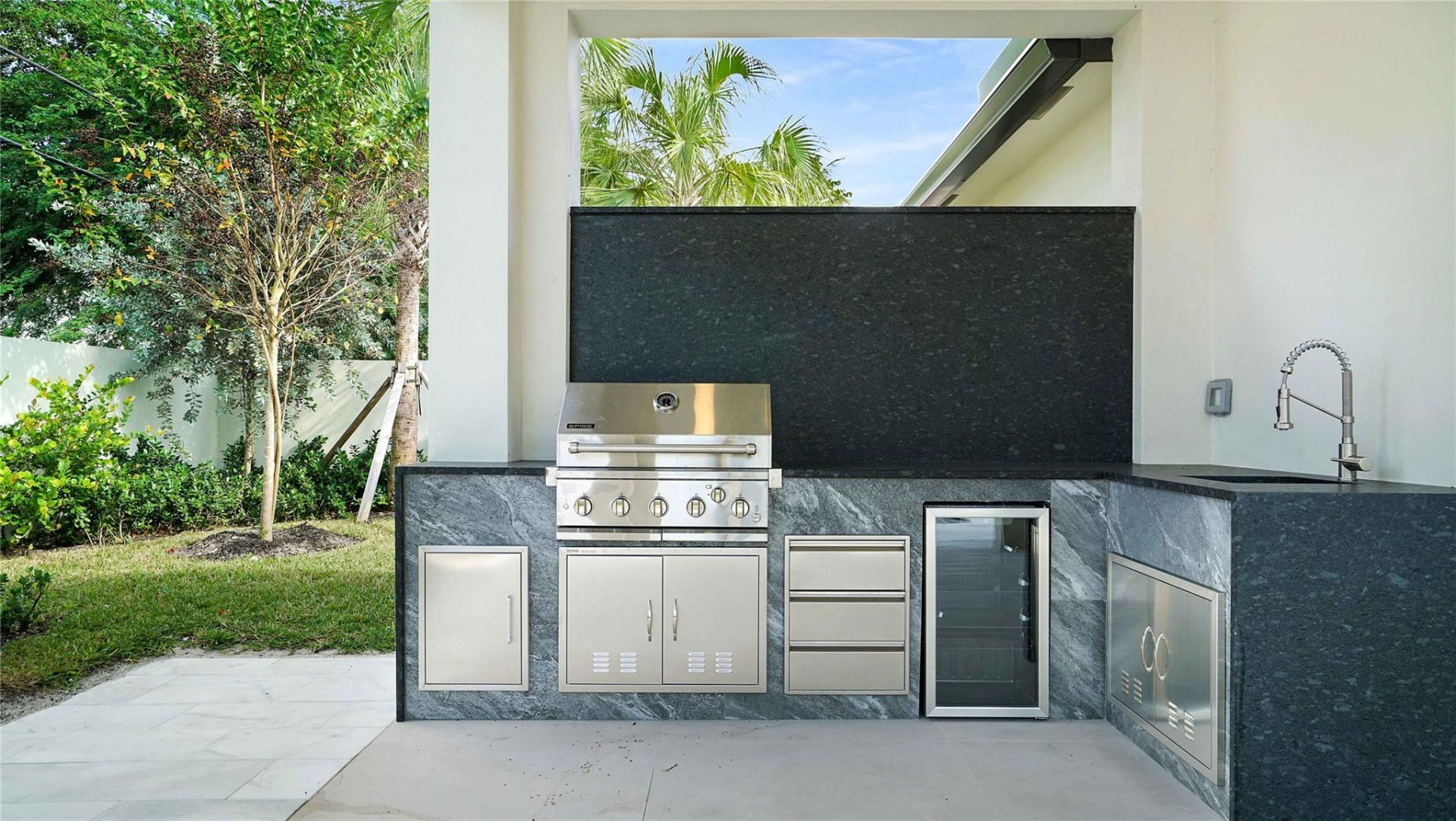 317 NE 21st Street, Wilton Manors, FL 33305 Photo