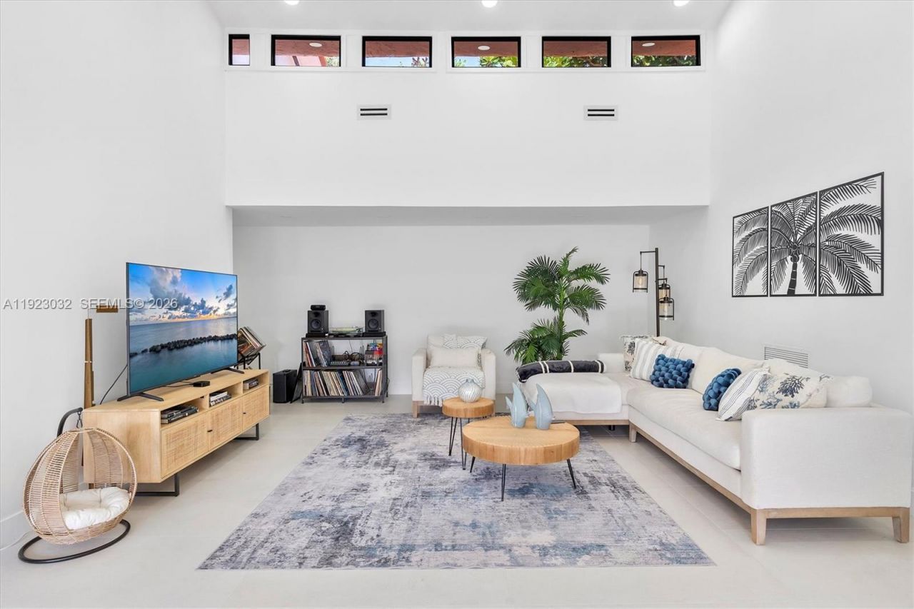 210 NE 107 St, Miami Shores, FL 33161 Photo