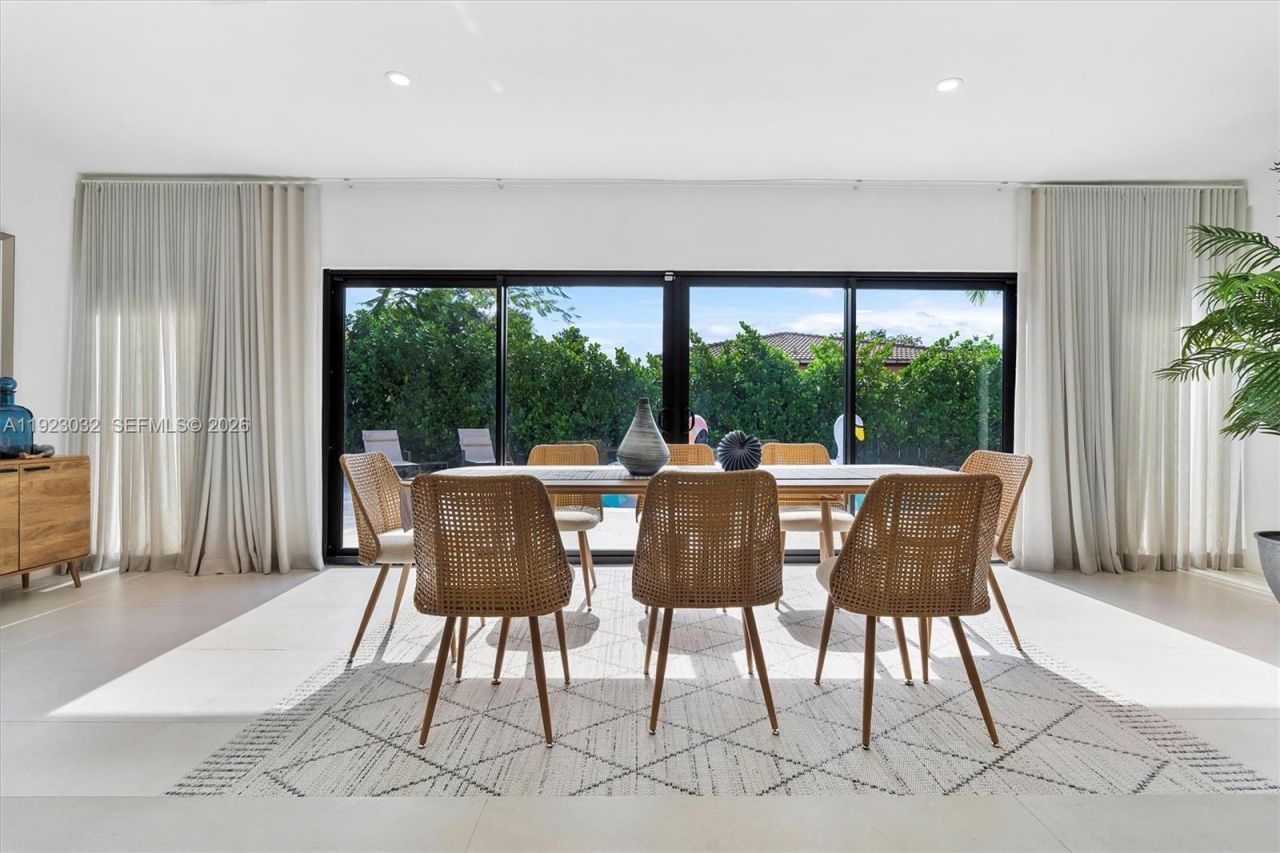 210 NE 107 St, Miami Shores, FL 33161 Photo