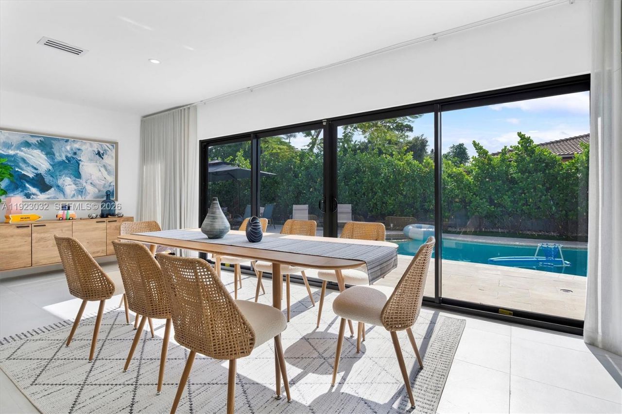 210 NE 107 St, Miami Shores, FL 33161 Photo