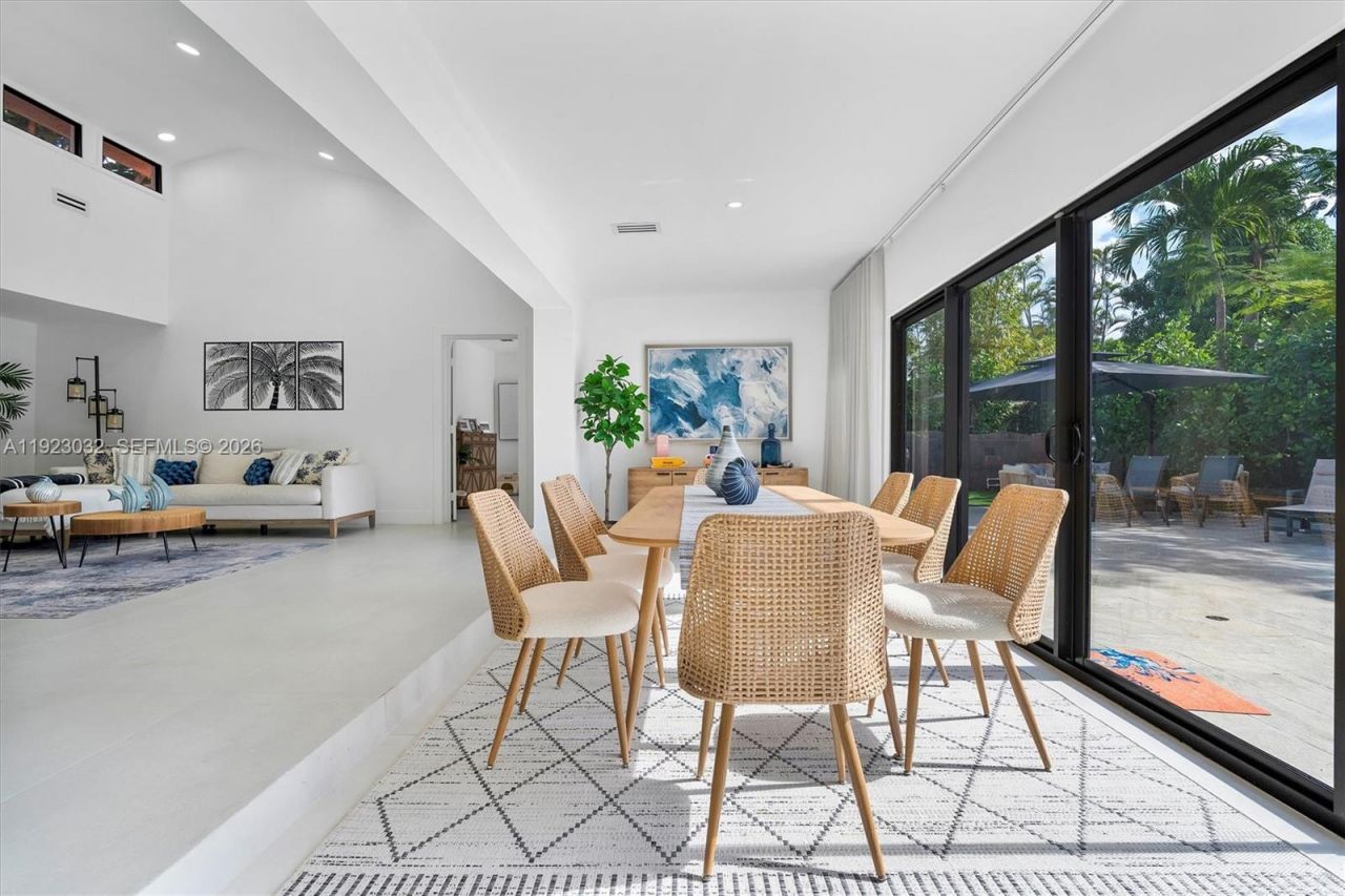 210 NE 107 St, Miami Shores, FL 33161 Photo