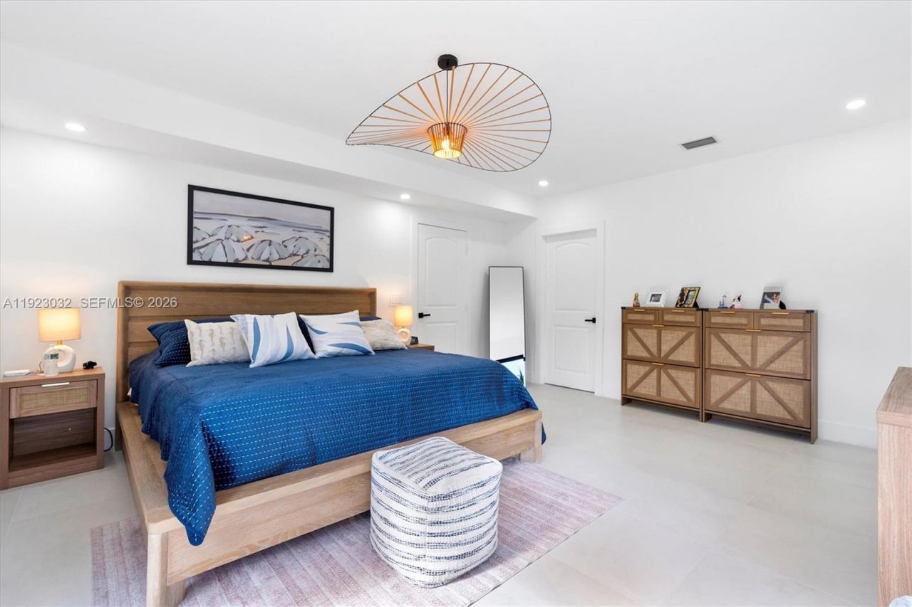 210 NE 107 St, Miami Shores, FL 33161 Photo