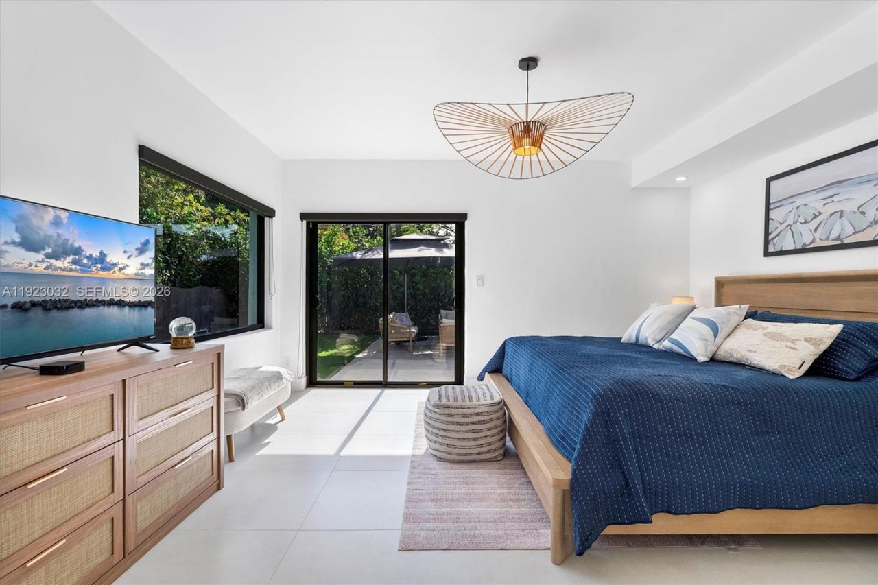 210 NE 107 St, Miami Shores, FL 33161 Photo