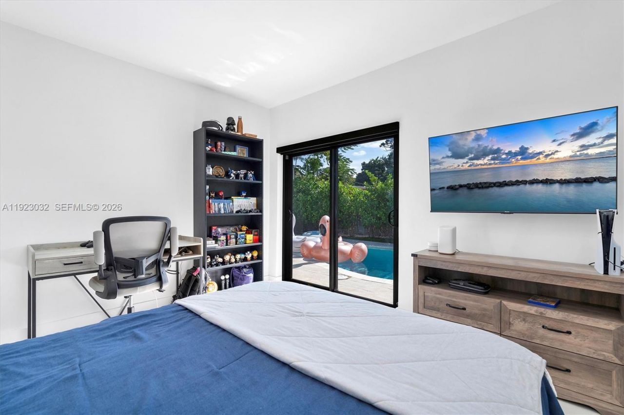 210 NE 107 St, Miami Shores, FL 33161 Photo