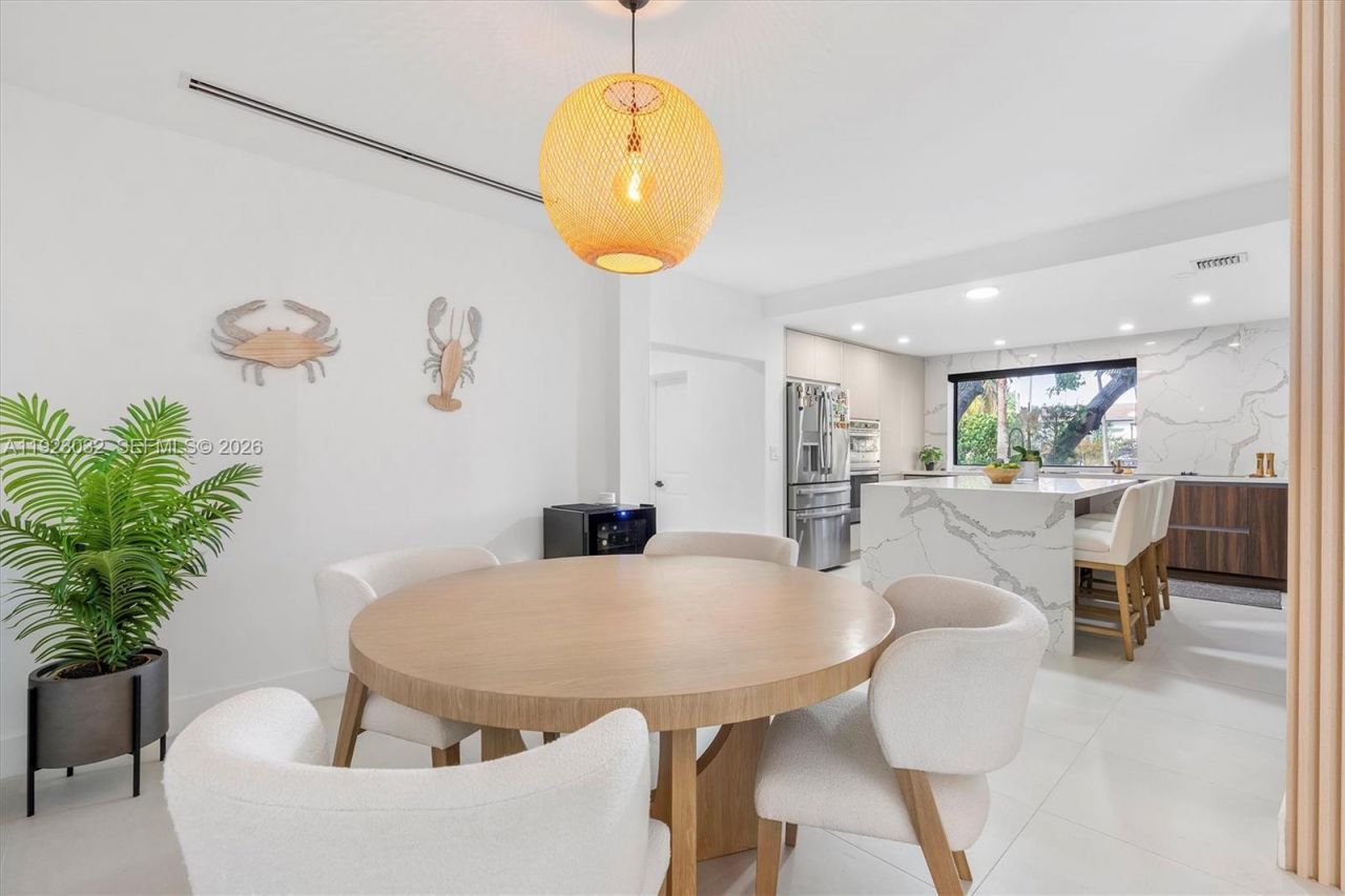 210 NE 107 St, Miami Shores, FL 33161 Photo