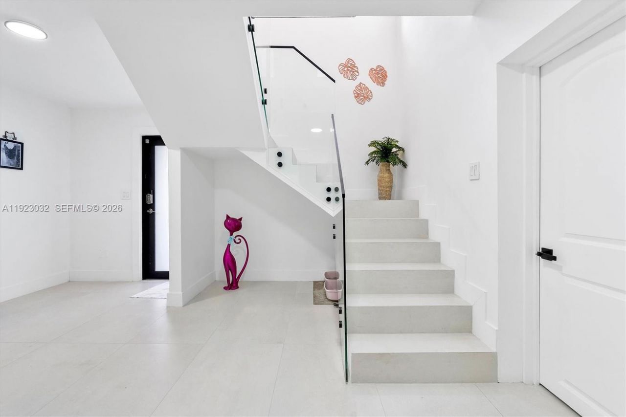 210 NE 107 St, Miami Shores, FL 33161 Photo