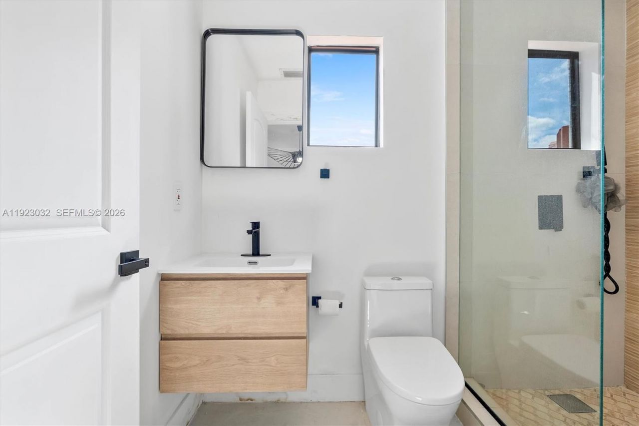 210 NE 107 St, Miami Shores, FL 33161 Photo