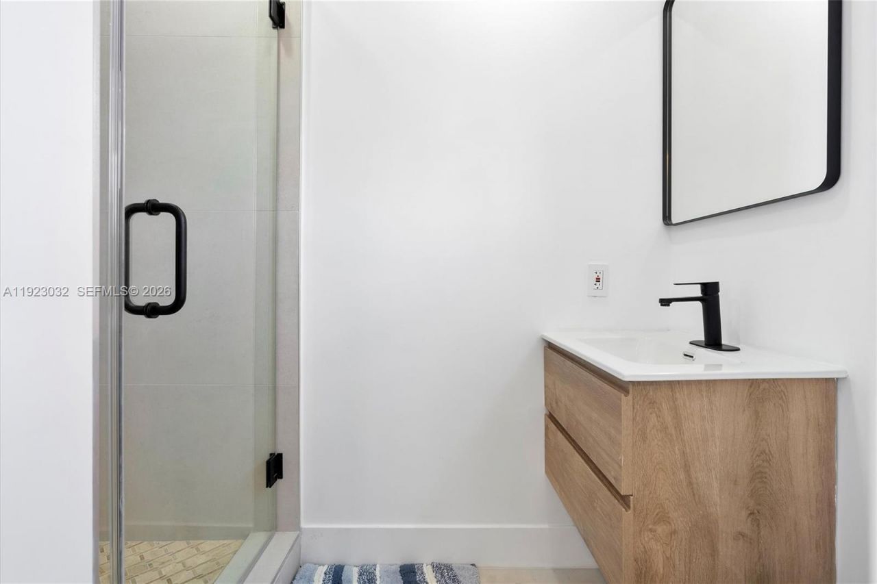 210 NE 107 St, Miami Shores, FL 33161 Photo