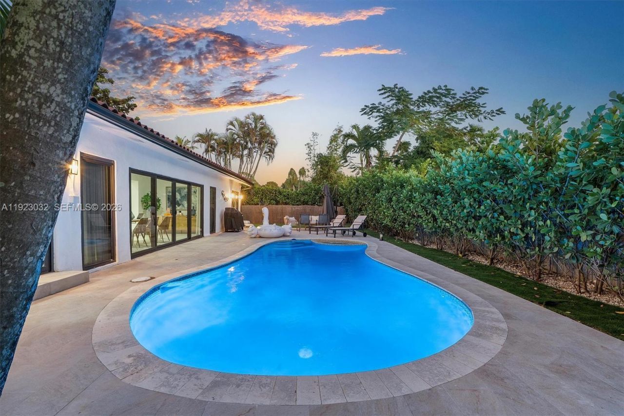 210 NE 107 St, Miami Shores, FL 33161 Photo