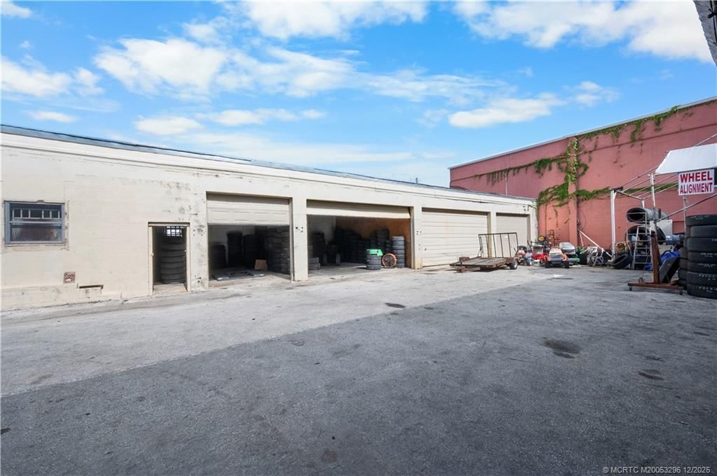 3173 SE Railroad Avenue, Stuart, FL 34997 Photo