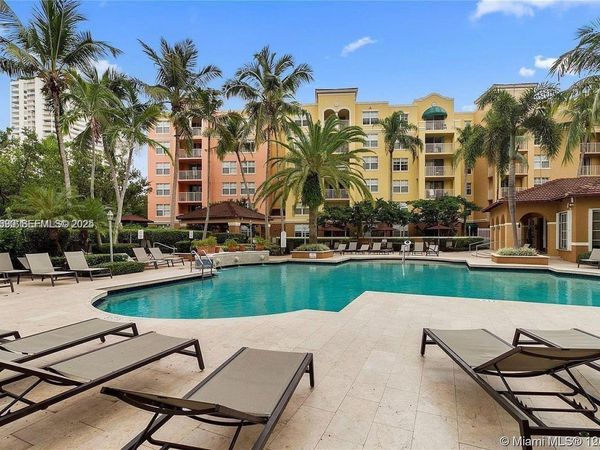 19655 E Country Club Dr, Unit 6107, Aventura, FL 33180