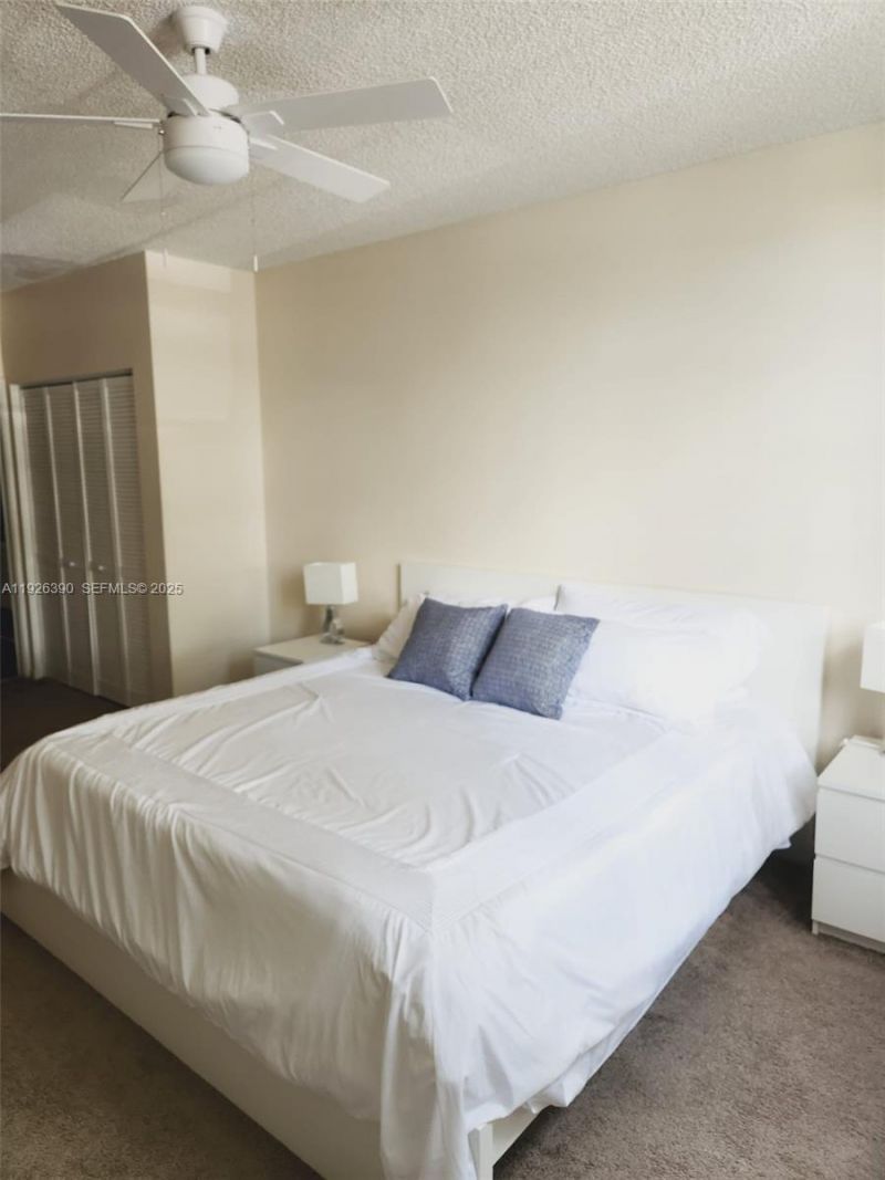 19655 E Country Club Dr, Unit 6107, Aventura, FL 33180 Photo