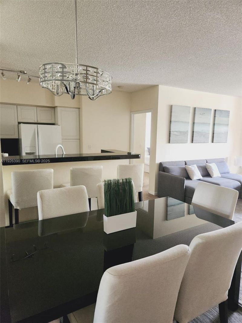 19655 E Country Club Dr, Unit 6107, Aventura, FL 33180 Photo