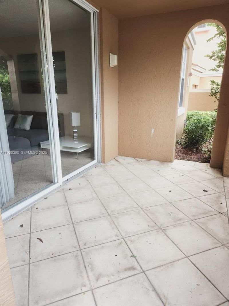 19655 E Country Club Dr, Unit 6107, Aventura, FL 33180 Photo