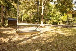 551 Pon Pon Plantation Avenue photo 4