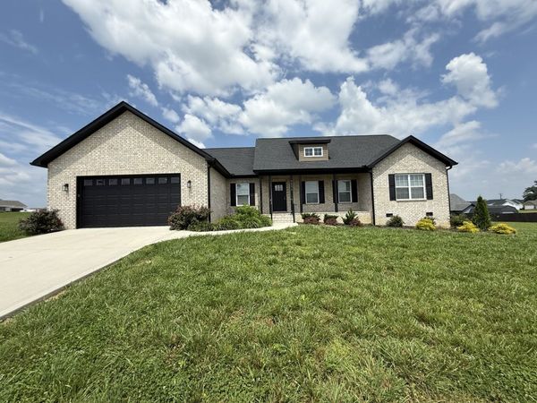 2895 Autumn Woods Trl, Cookeville, TN 38501