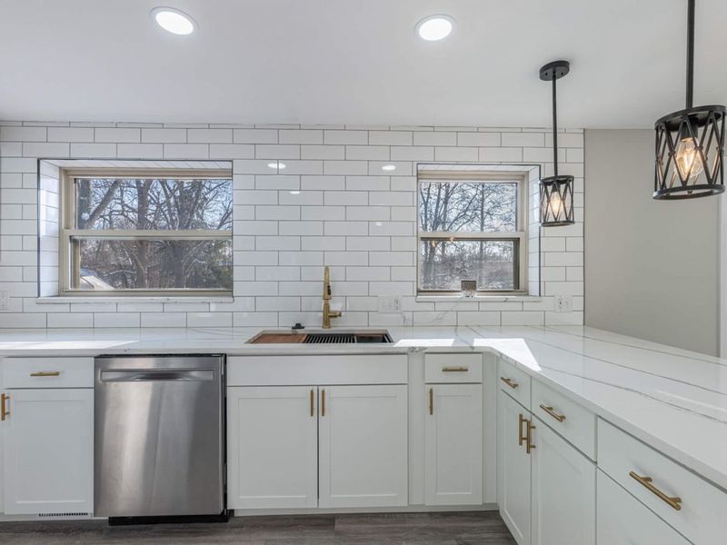 5125 Shiloh Springs Road, Dayton, OH 45426 Photo 13