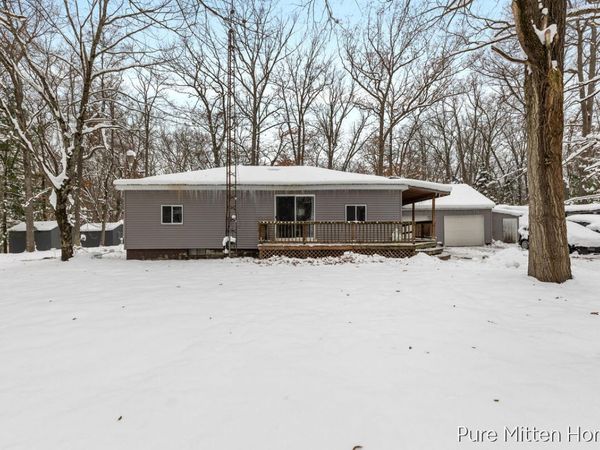 3803 Underwood Drive, Bitely, MI 49309
