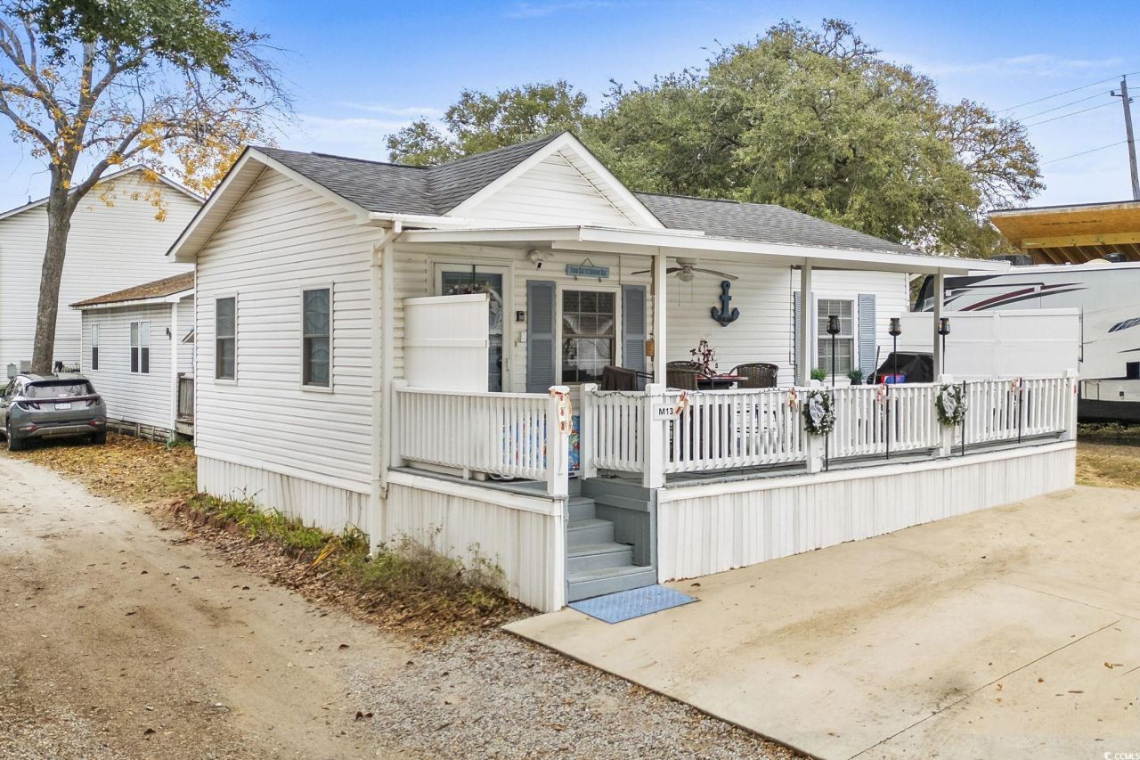 6001 - M13 S Kings Hwy. Photo 13