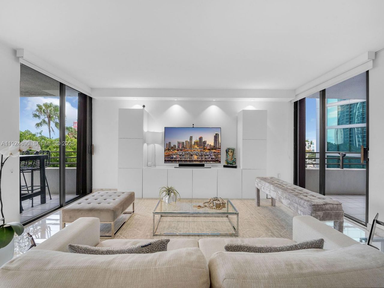 151 SE 15th Rd, Unit 501, Miami, FL 33129 Photo