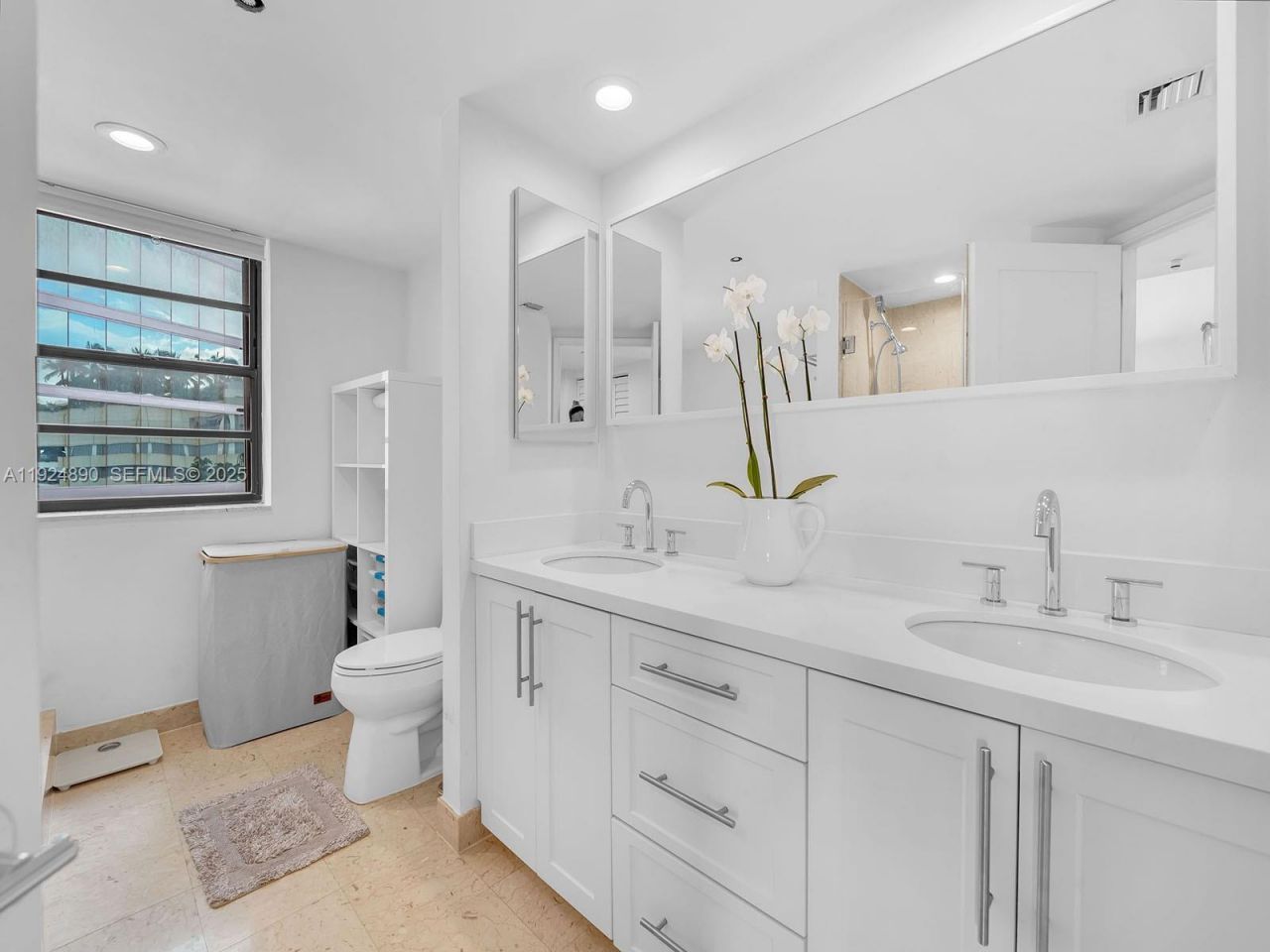 151 SE 15th Rd, Unit 501, Miami, FL 33129 Photo