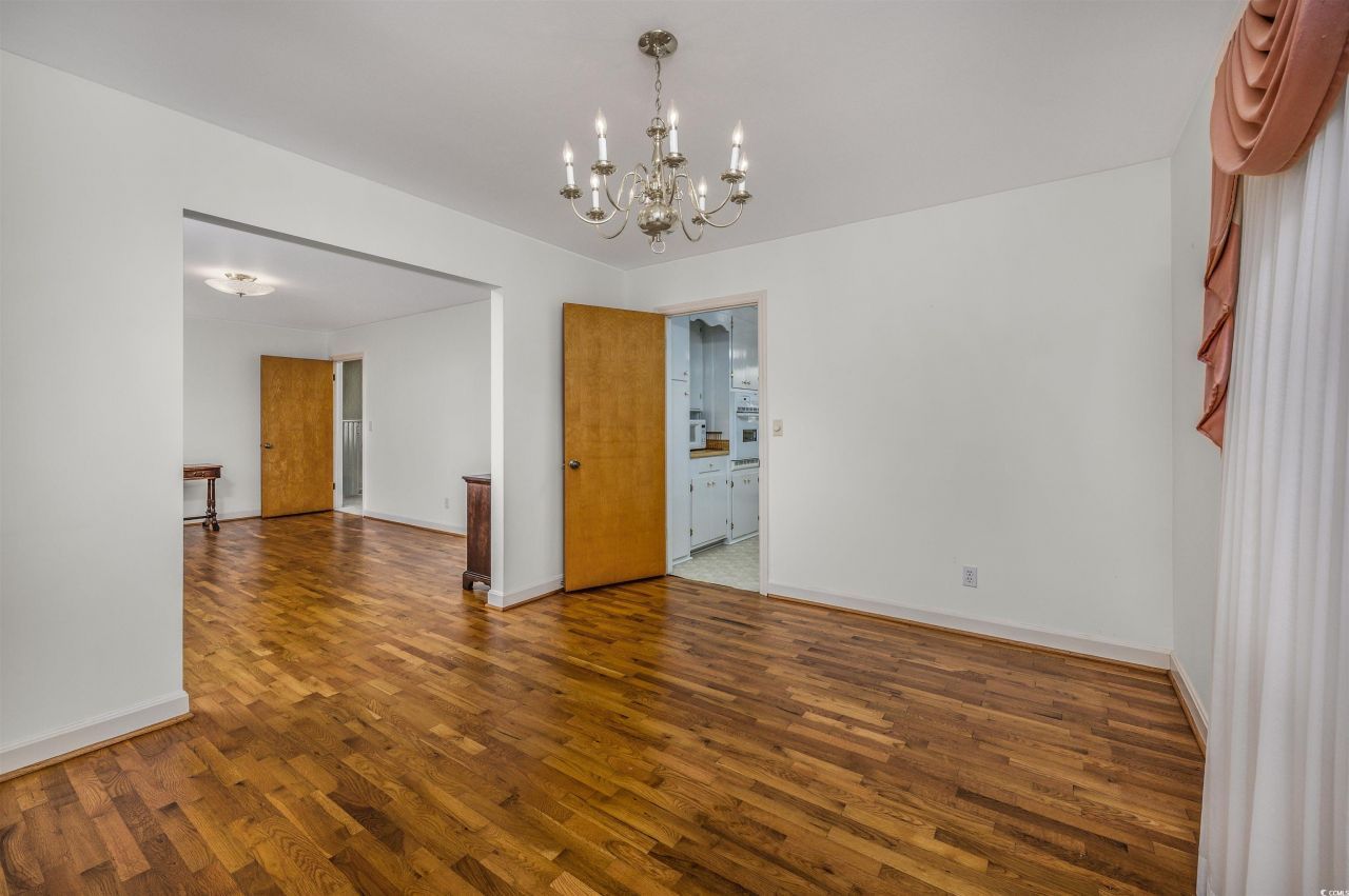 1870 Highway 348 Photo 6