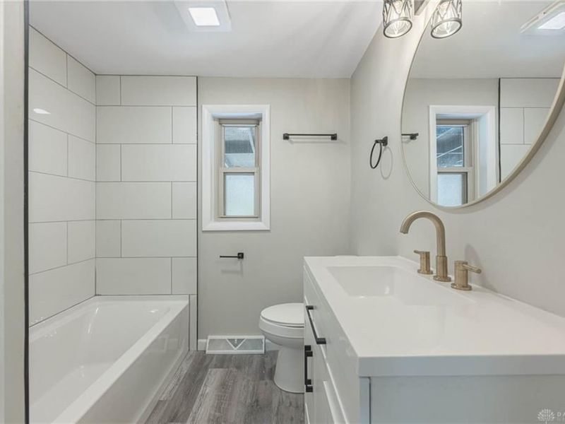 5125 Shiloh Springs Road, Dayton, OH 45426 Photo 16