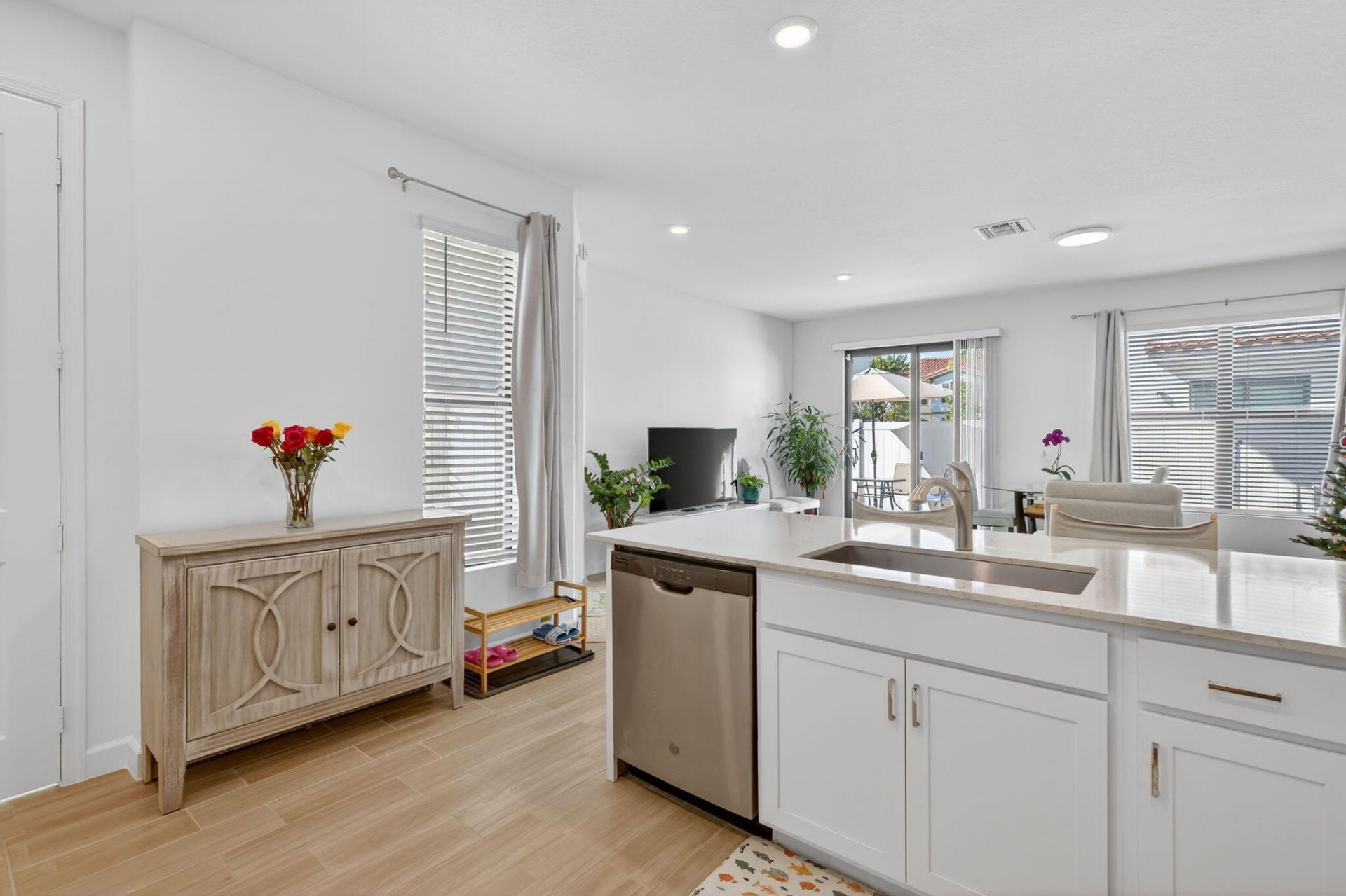 1011 Willow Place, Riviera Beach, FL 33410 Photo