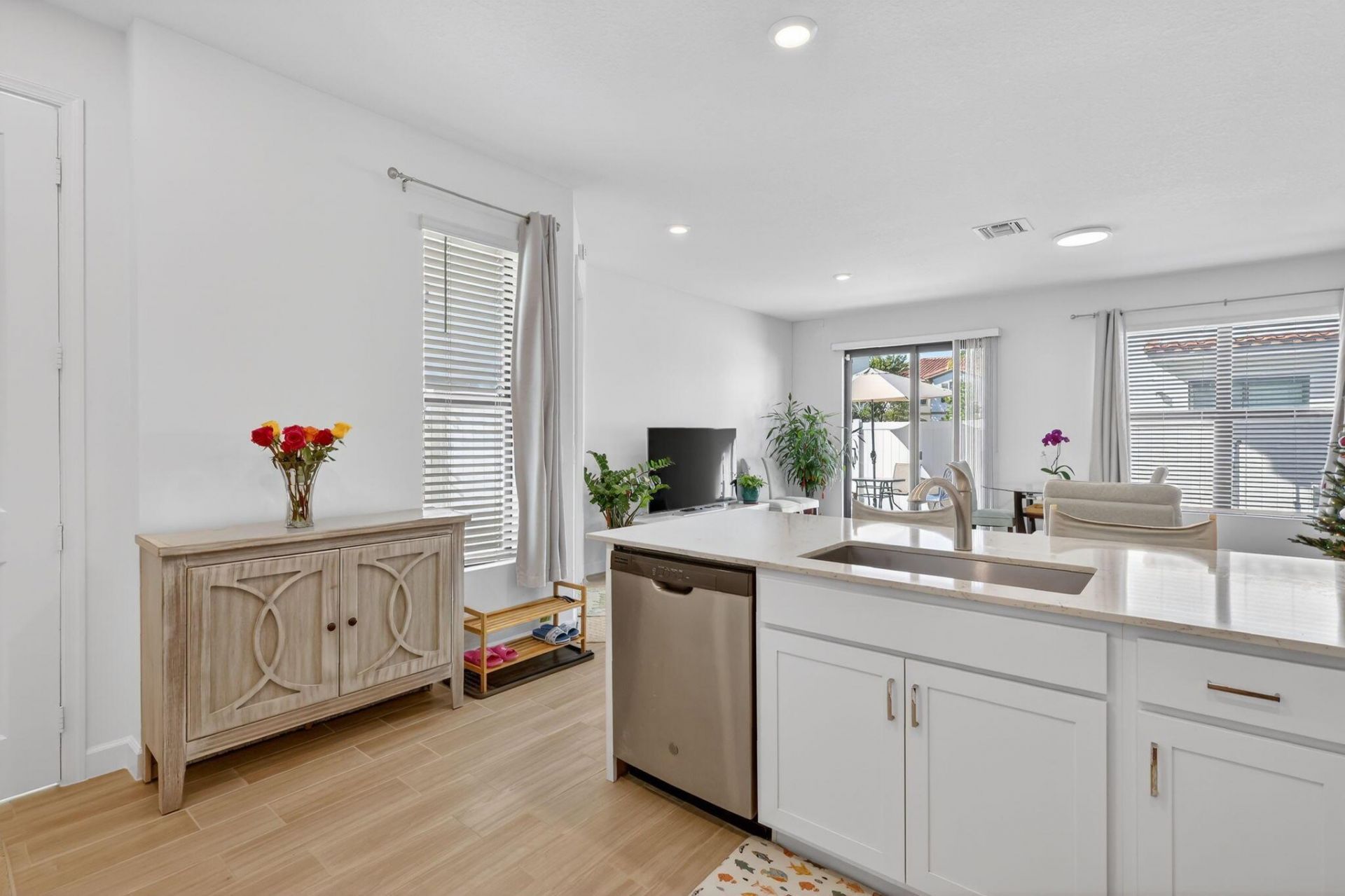 1011 Willow Place, Riviera Beach, FL 33410 Photo