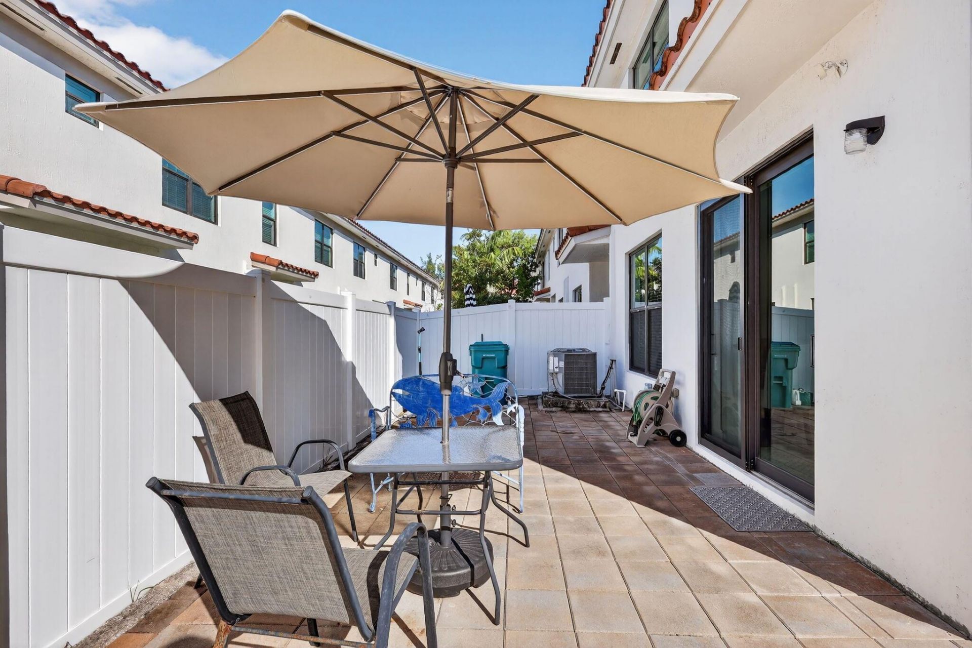 1011 Willow Place, Riviera Beach, FL 33410 Photo